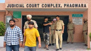 LPU Violence Case: 4 FIR दर्ज, 3 आरोपी पुलिस रिमांड पर LPU Violence Case: 4 FIR दर्ज, 3 आरोपी पुलिस रिमांड पर